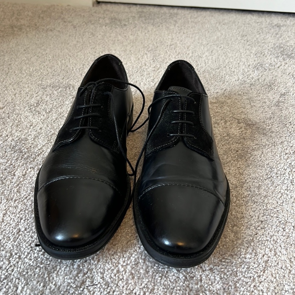 Mens dress shoe